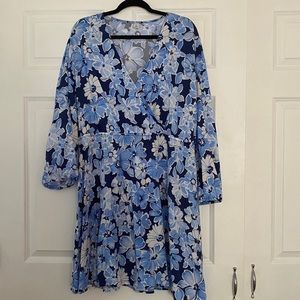 Cute old navy blue floral dress